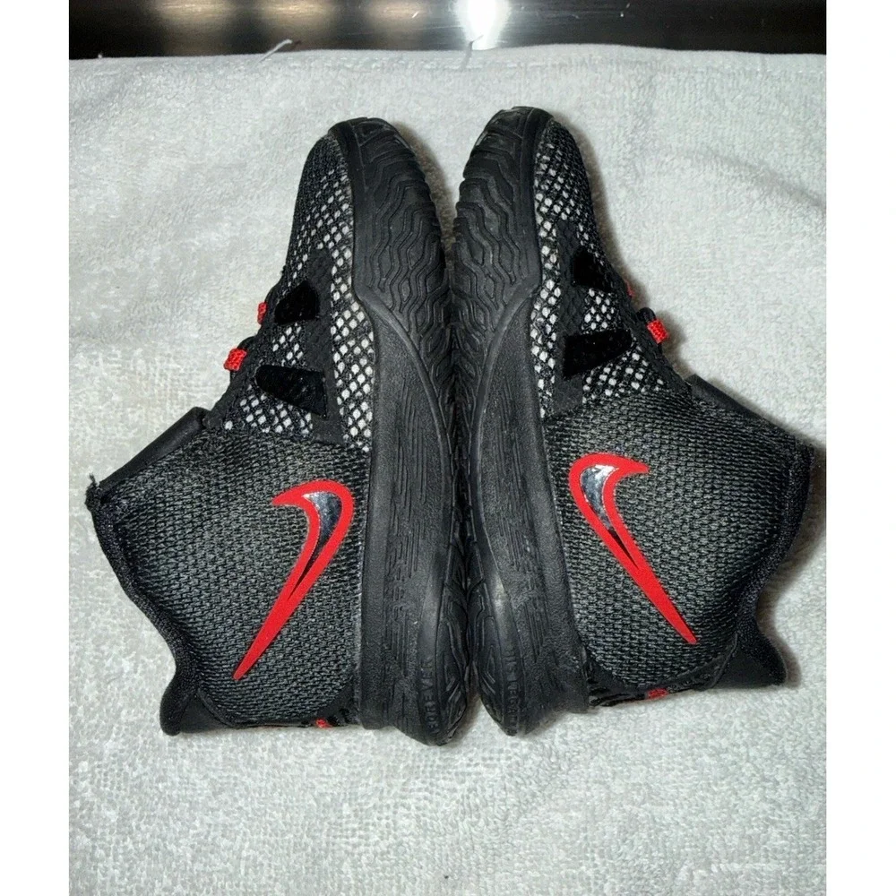 Nike Kyrie 7 TD‎ 'Bred' Size 5C Toddler Basketball Shoes CT4980005